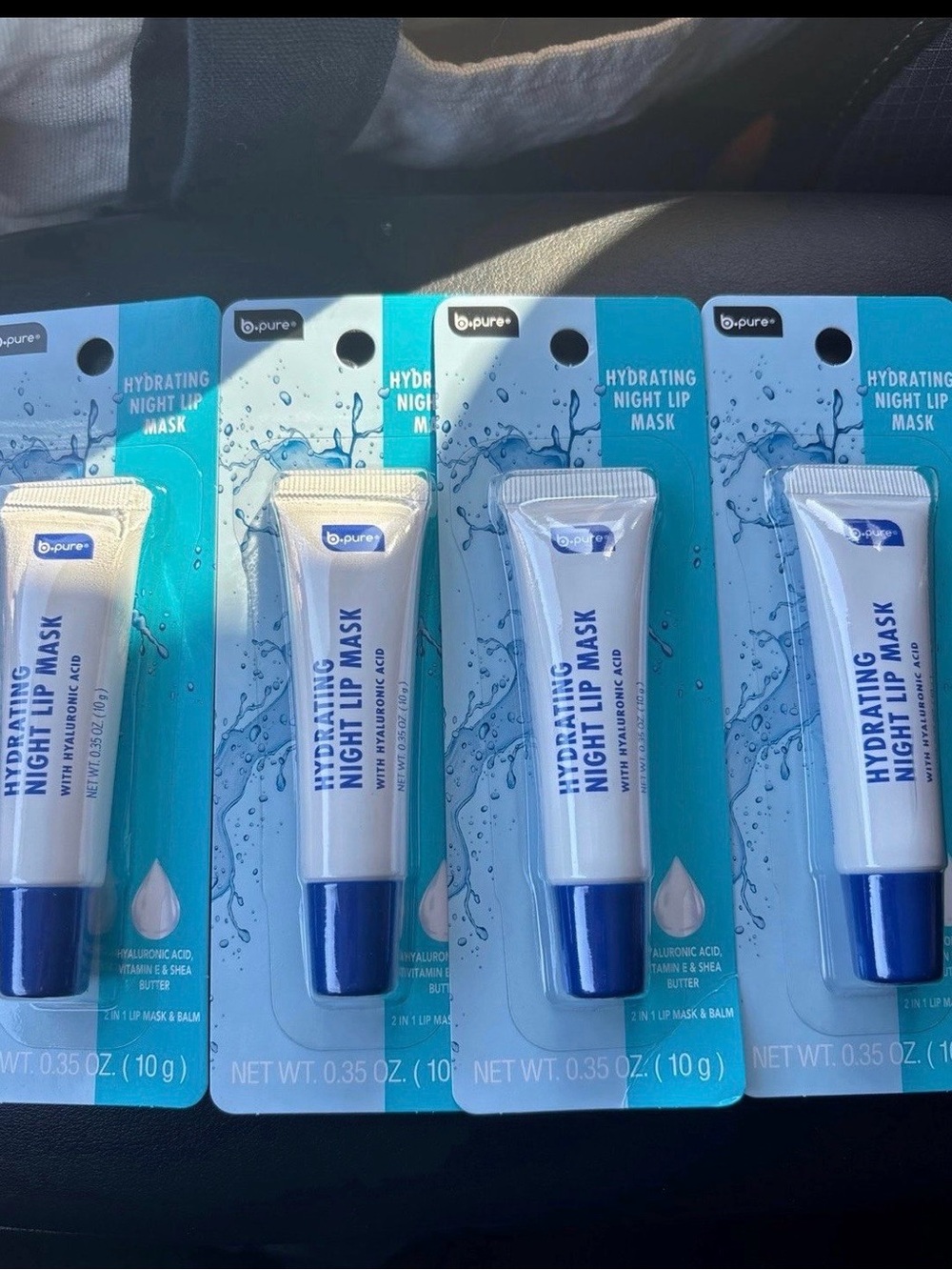 Hydrating Night Lip Mask in White & Blue